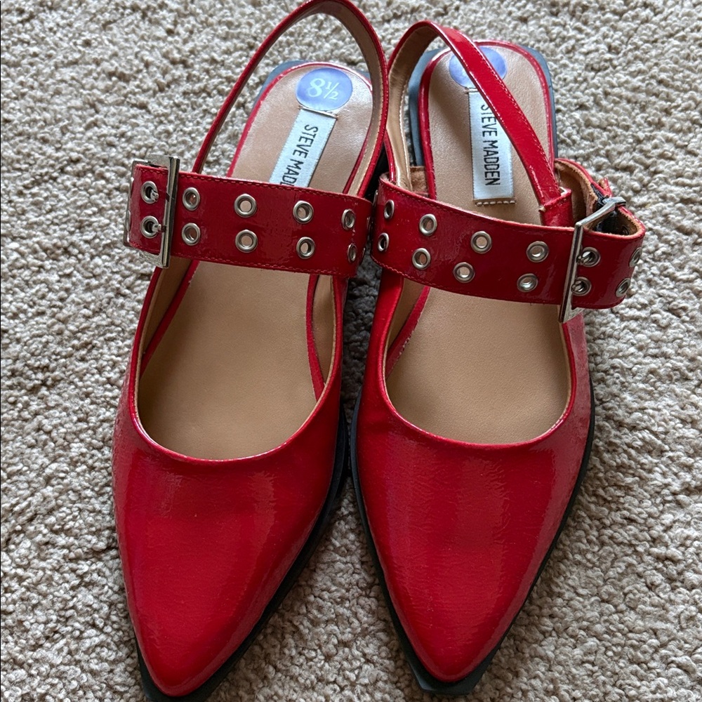 Steve Madden Red Pointed Slingback Flats